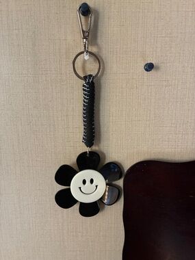 Smiley Face Flower Keychain in Black & White